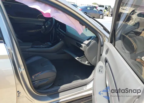 2021 Hyundai Sonata N Line z USA, uszkodzony, nr VIN 5NPEK4JC5MH112981